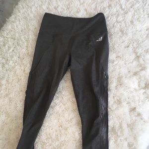 Black yoga pants